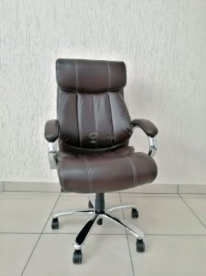 Кресло Barneo K-303 для руководителя (коричневая экокожа) в Южноуральске - yuzhnouralsk.ok-mebel.com | фото 1