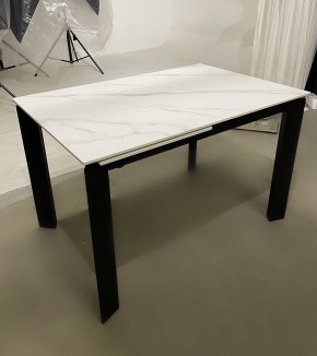 Стол CORNER 120 MATT WHITE MARBLE SOLID CERAMIC / BLACK, ®DISAUR в Южноуральске - yuzhnouralsk.ok-mebel.com | фото 2